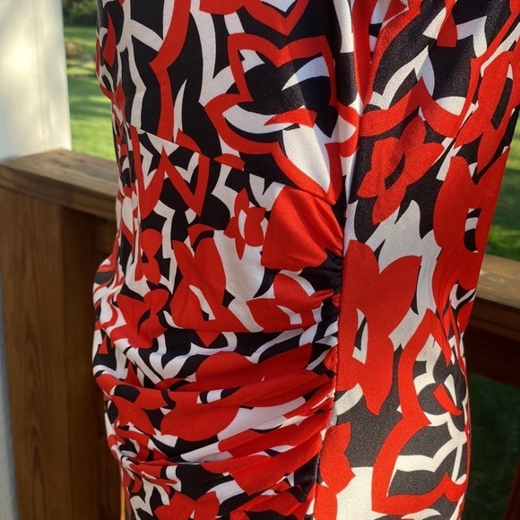 Diane von Furstenberg Maternity Size 6 Silk Red Black Sleeveless - Picture 6 of 8